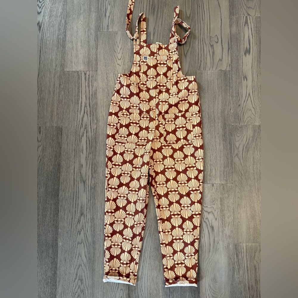 Lucy & Yak Seashell Print Overalls - Picture 4 of 6